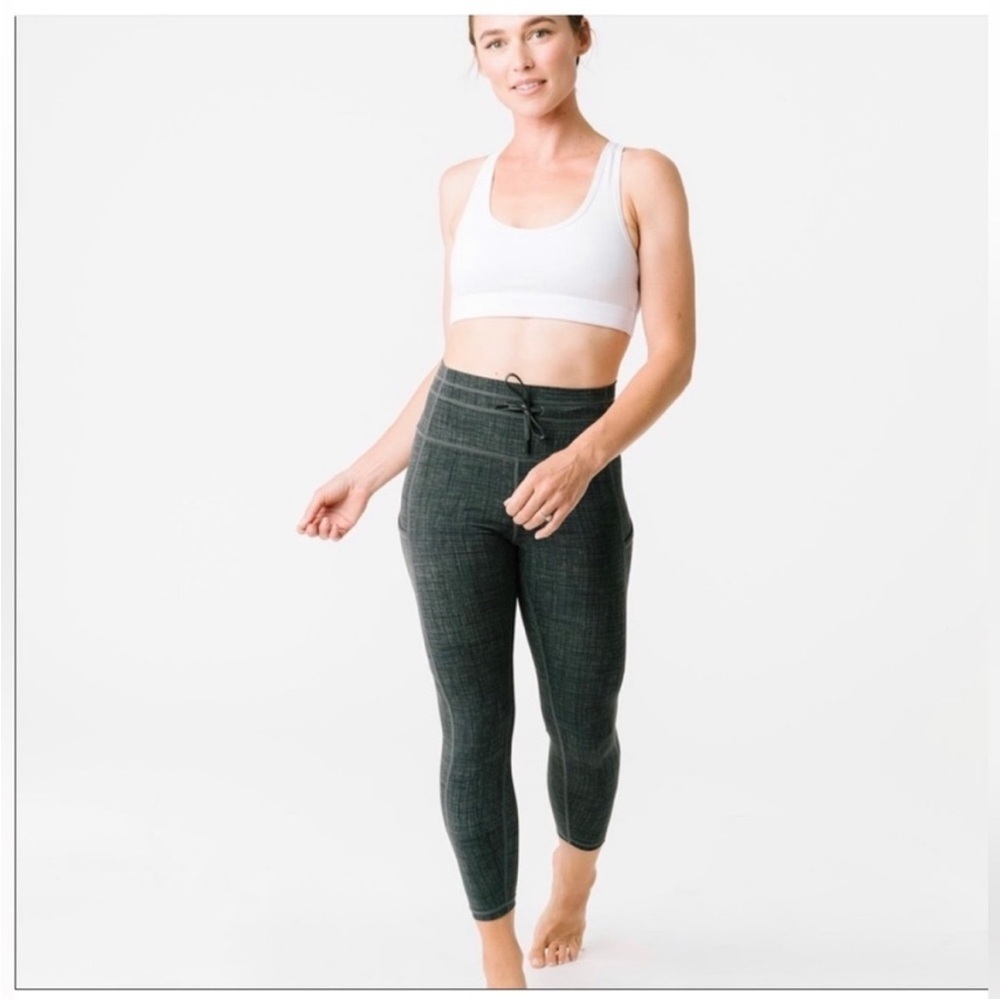 ZYIA SAGE MEDLEY POCKET JOGGERS SIZE 8-10
